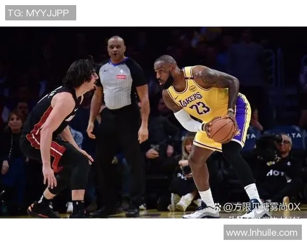 2011年NBA总决赛回顾公牛与热火的经典对决与历史意义分析